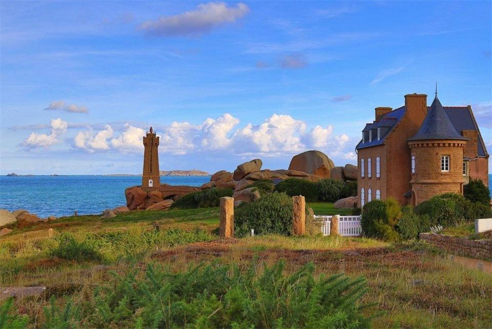 Superbe Maison 4 Etoiles Pour 8 Pers Avec Piscine Sur Le Port De - Ref 873 * Perros-Guirec